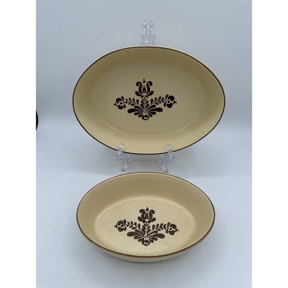 Pfaltzgraff Village Vintage 10" Oval Oven Serving Dish #241 & 240(set Of 2) - Picture 1 of 7